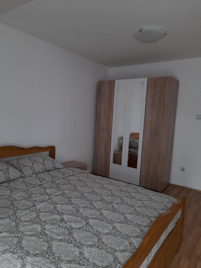 Apartman Giovanni Aranđelovac Eksteriør billede